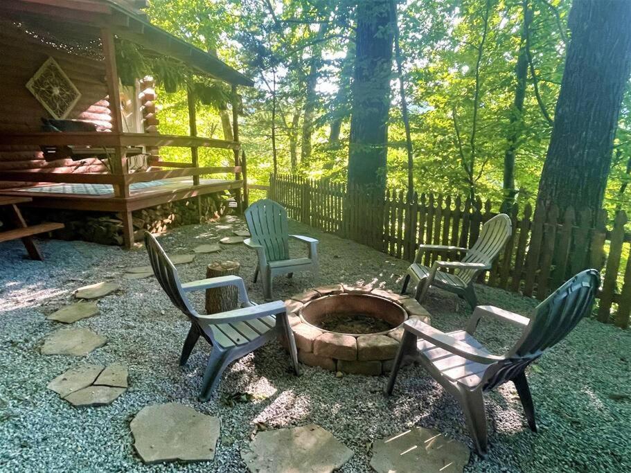 Hemlock Hideaway Appartement Maggie Valley Buitenkant foto